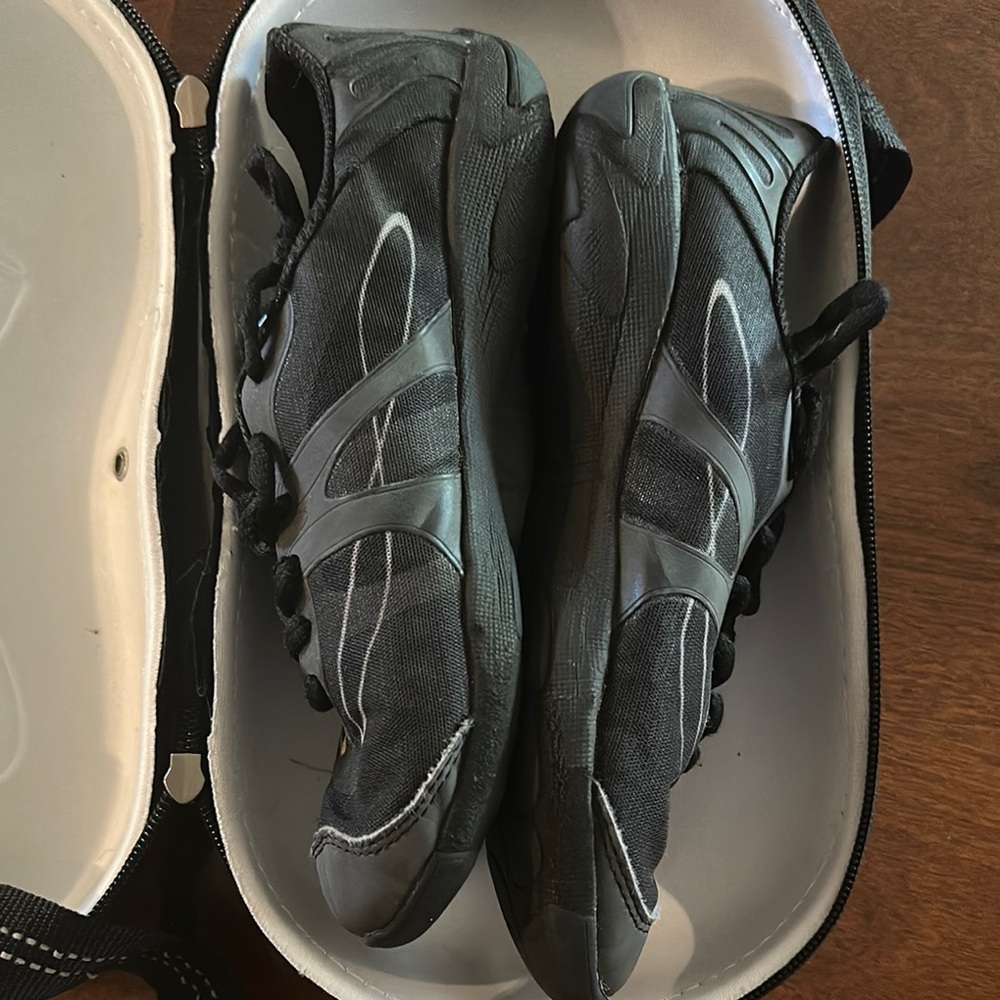 Black Athletic cheerleading Shoes